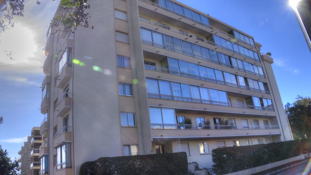 Beau 2 Pieces 3 Etoiles Vue Mer Garage Prive 150M Plages Wifi Канны Экстерьер фото